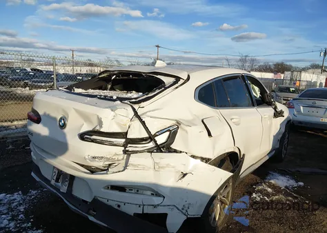2019 BMW X4 xDrive30I z USA, uszkodzony, nr VIN 5UXUJ3C58KLG57199